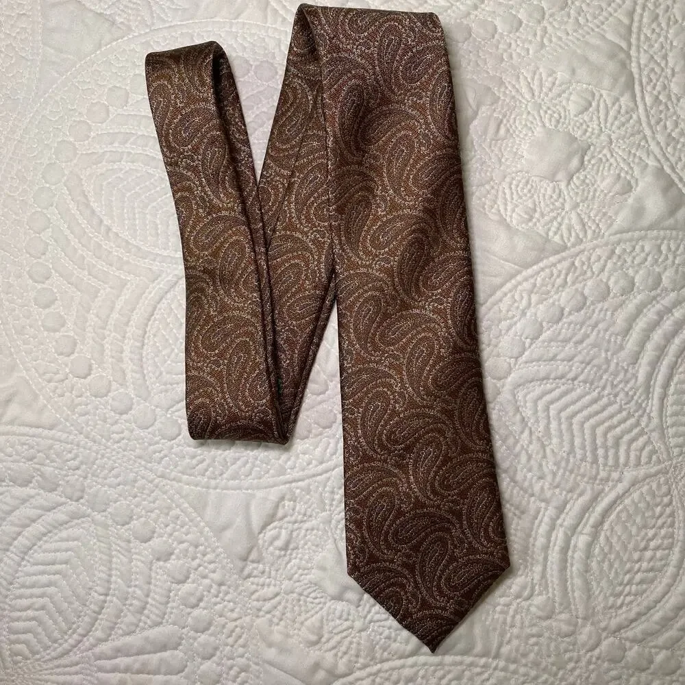 Jos A Bank Reserve Men's Brown Paisley Silk Neck Tie 60